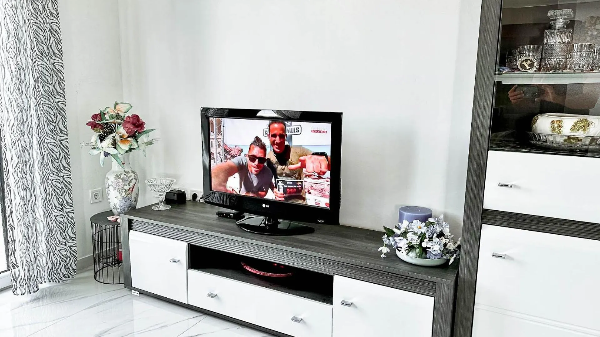 Brand New 2 Bed, 1 Bath Condo Zadar 0*,
