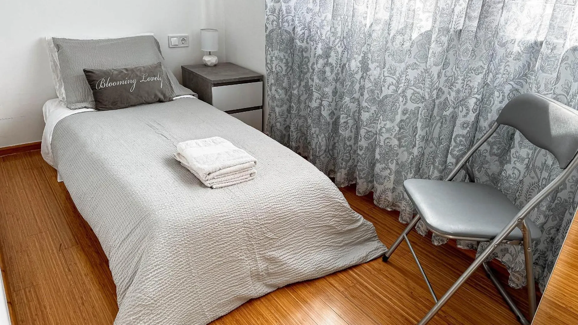 Brand New 2 Bed, 1 Bath Condo Zadar 0*,